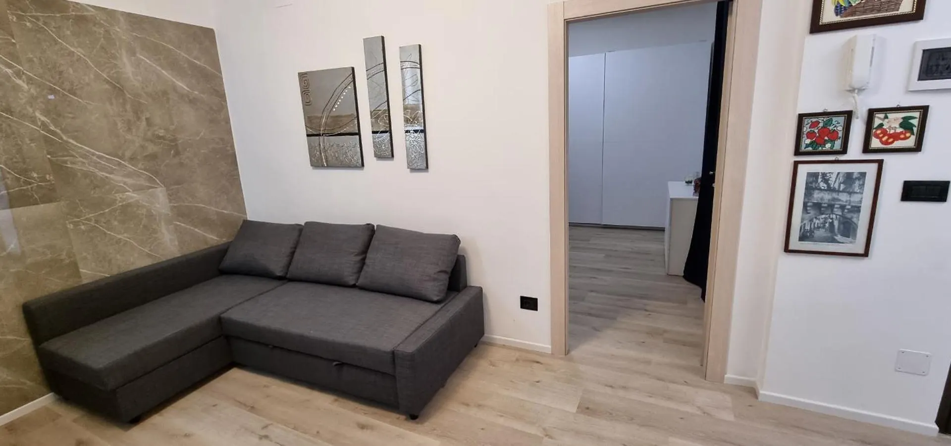 Barion Apartment 0*, Bari Italy